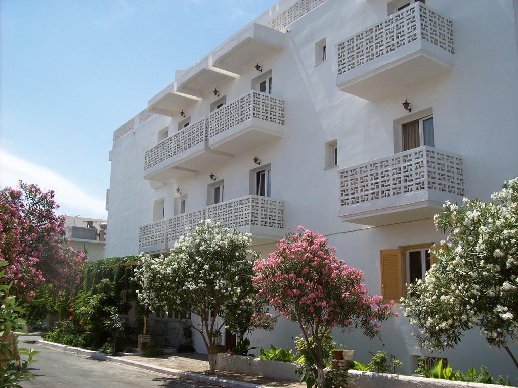 Hotel Adamantia